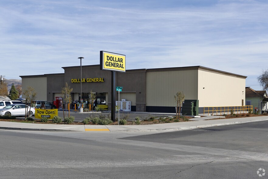 More Photos Of 972 K St, San Miguel Supermarket For Sale