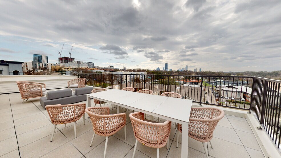 More Photos Of 2500 Longview St, Austin Apartments For Lease