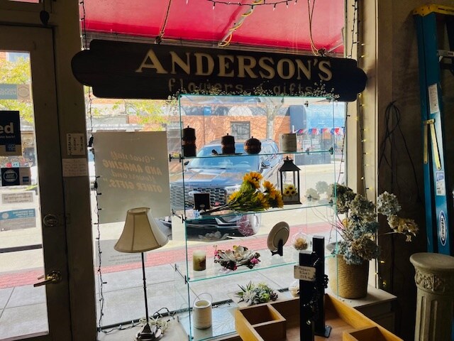 More Photos Of 1911 2nd St, Tillamook General Retail For Sale