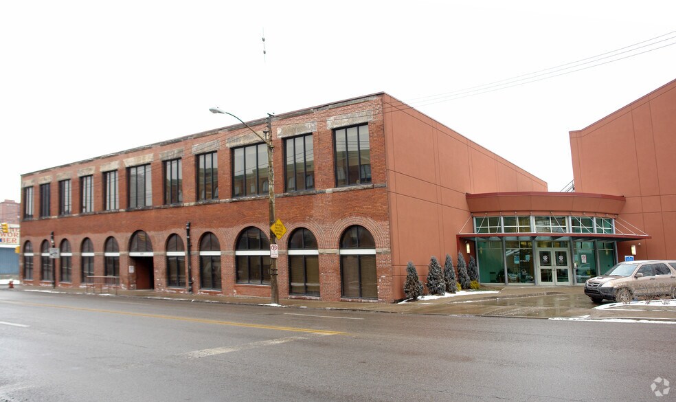 More Photos Of 1011 Bingham St, Pittsburgh Service For Sale