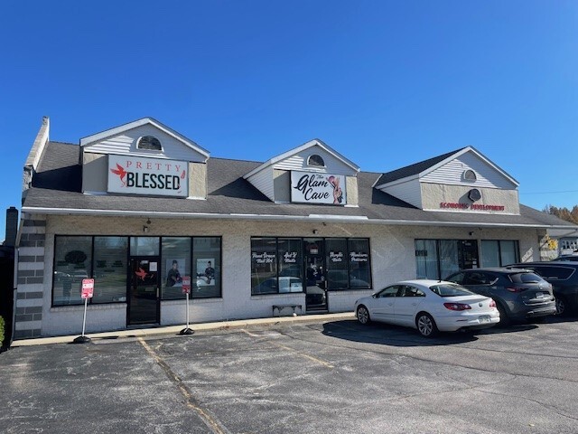 Primary Photo Of 5511-5517 State Rd, Parma General Retail For Sale