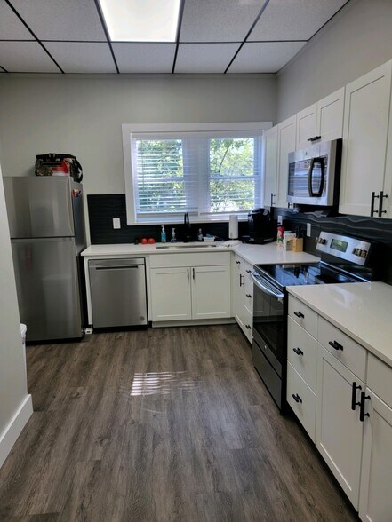 More Photos Of 853 3rd St, Hot Springs Office For Lease
