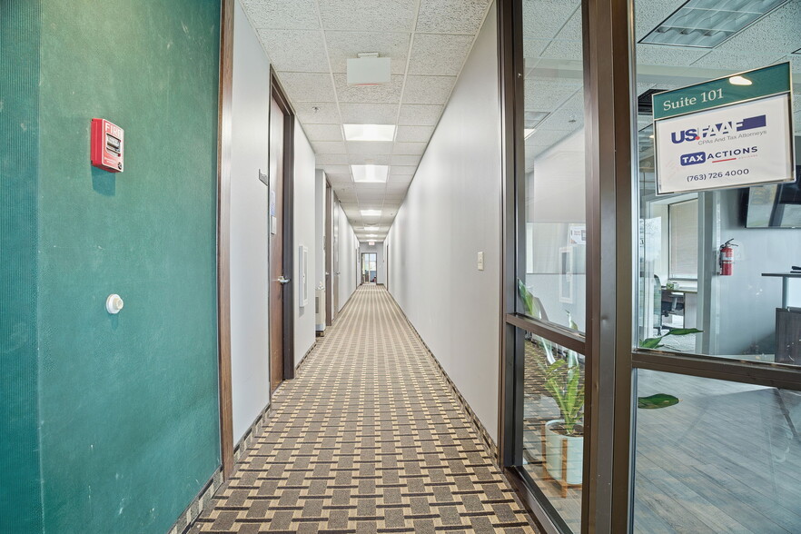 More Photos Of 941 Hillwind Rd NE, Minneapolis Medical For Sale