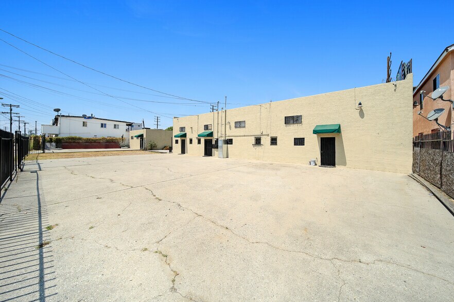More Photos Of 8872 S Vermont Ave, Los Angeles Land For Lease