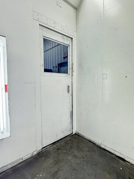 More Photos Of 100 Star Connection Dr, Wright City Warehouse For Sale