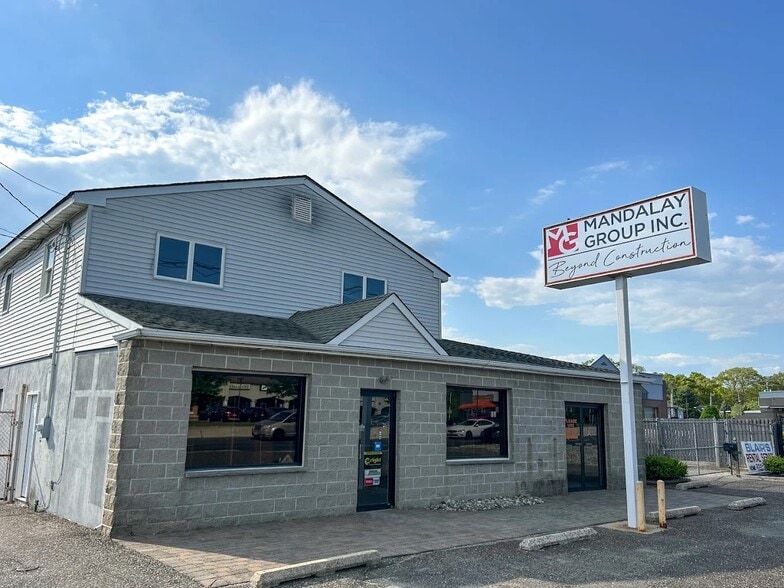 Primary Photo Of 1782 Hooper Ave, Toms River Loft Creative Space For Lease