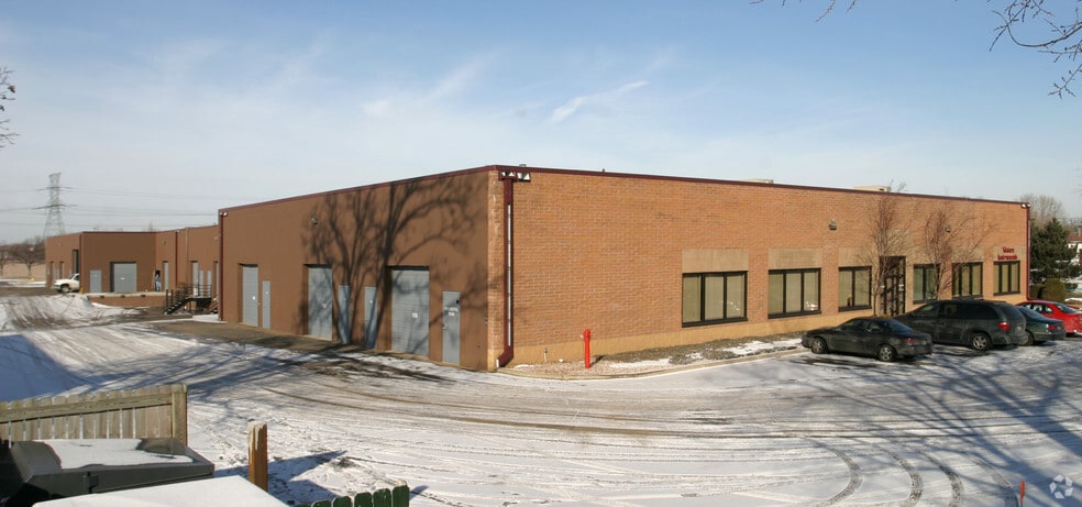 More Photos Of 13705 N 26th Ave, Plymouth Light Manufacturing For Lease