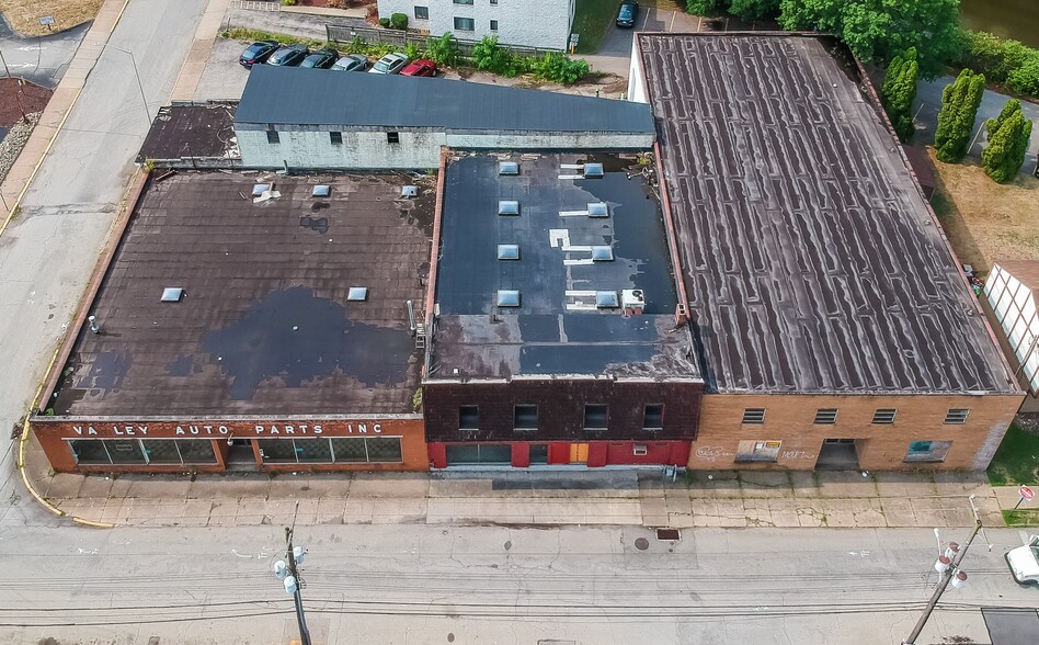 Primary Photo Of 325-331 Airbrake @ Avenue U, Wilmerding Warehouse For Sale