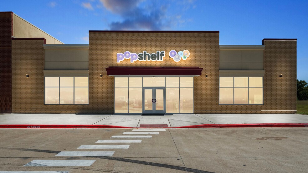 More Photos Of 3163 Wildflower dr, Bryan General Retail For Sale