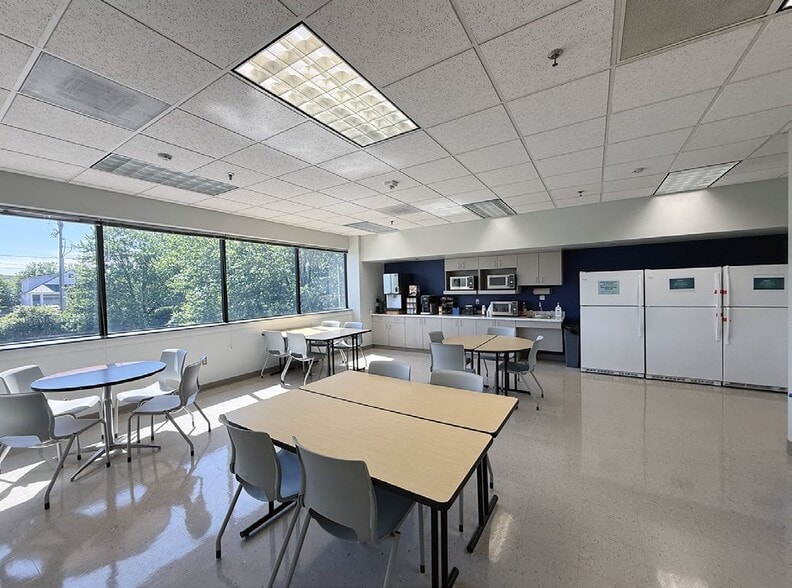 More Photos Of 100 Avon St, Charlottesville Office For Lease