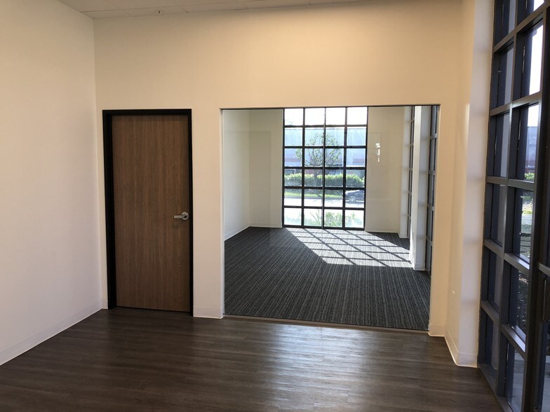 More Photos Of 2301-2329 E Pacifica Pl, Rancho Dominguez Unknown For Lease