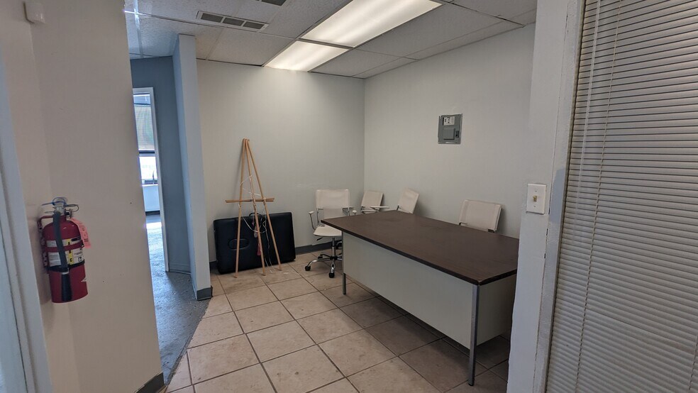 More Photos Of 5311 Northfield Rd, Bedford Office For Lease