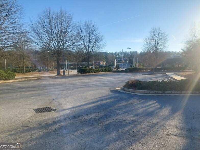 More Photos Of 7322 Stonecrest Concourse, Lithonia Restaurant For Sale