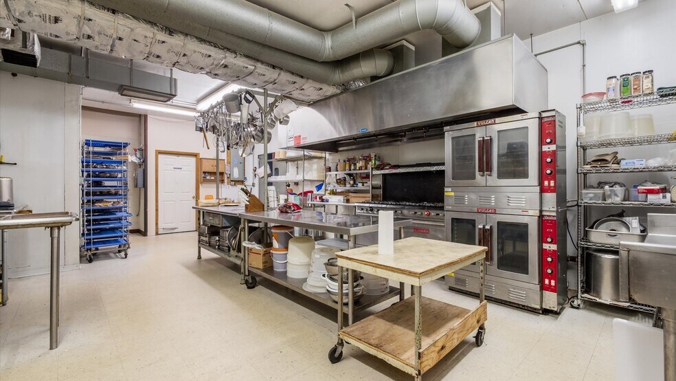 More Photos Of 2000 E Wheeling Ave, Cambridge Storefront For Sale