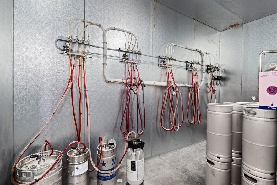 More Photos Of 4810 Long Beach Rd SE, Southport General Retail For Sale