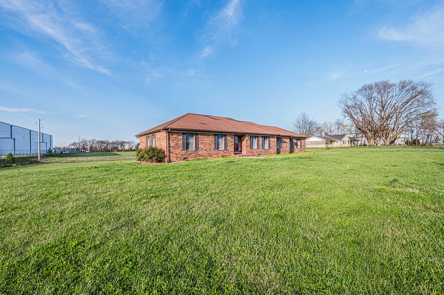 More Photos Of 860 Glasgow Rd, Bowling Green Land For Sale