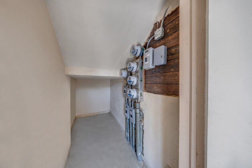 More Photos Of 1580-1590 SW 6th St, Miami Apartments For Sale