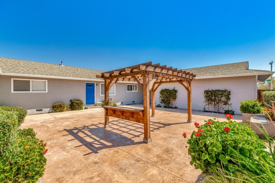 More Photos Of 2185-2205 Royal Dr, Santa Clara Apartments For Sale