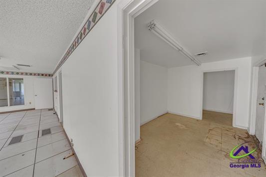 More Photos Of 512 Sumter St, Montezuma Medical For Sale