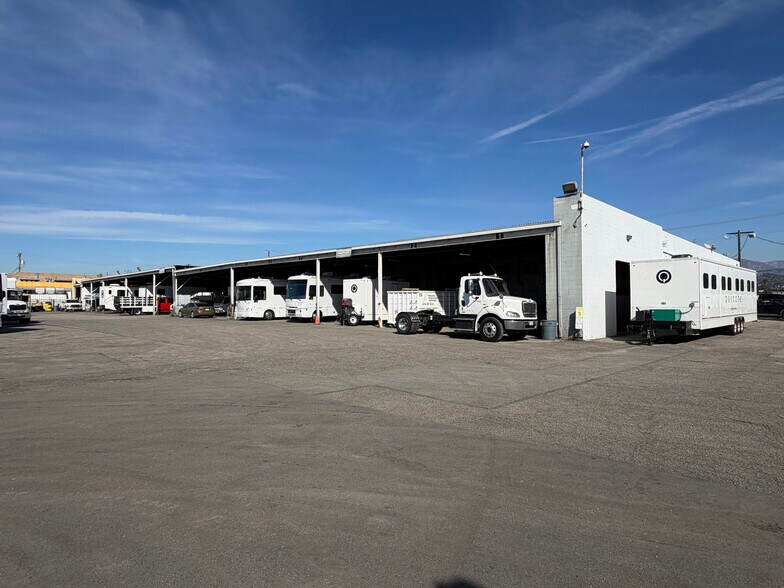 More Photos Of 11473 Penrose St, Sun Valley Land For Lease