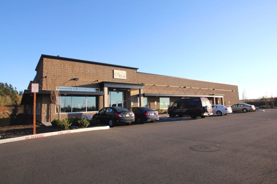 Primary Photo Of 2150 Freeman Rd E, Fife Medical For Lease