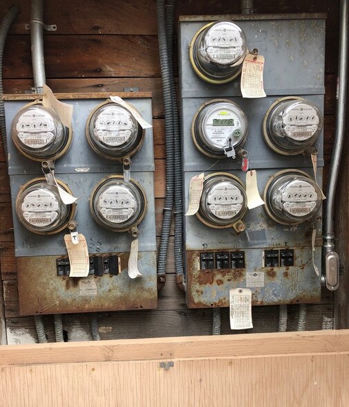 More Photos Of 1129-1135 W 10th St, San Pedro Apartments For Sale