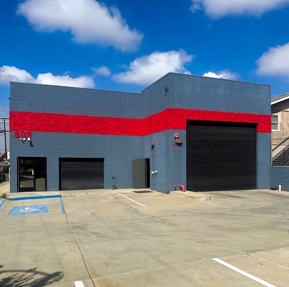 Primary Photo Of 802 Grand Ave, Spring Valley Auto Repair For Sale