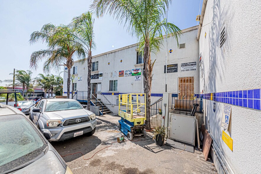 More Photos Of 13516 Telegraph Rd, Whittier Auto Repair For Sale
