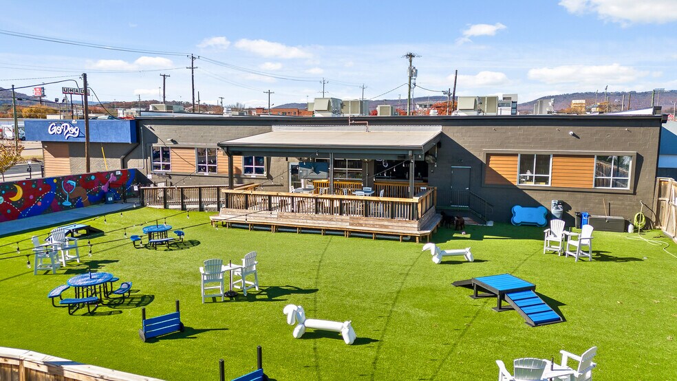 More Photos Of 255 W 20th St, Chattanooga Loft Creative Space For Lease