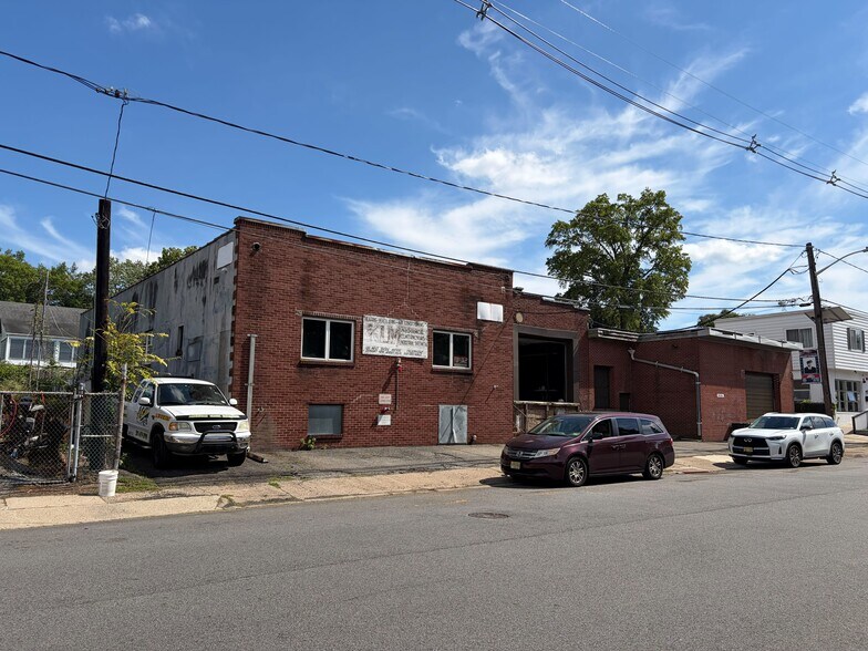More Photos Of 109 West Shore Ave, Dumont Manufacturing For Sale