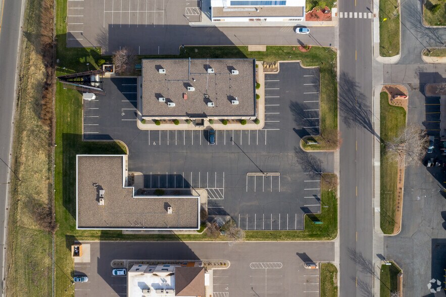 More Photos Of 21308 John Milless Dr, Rogers Office For Lease