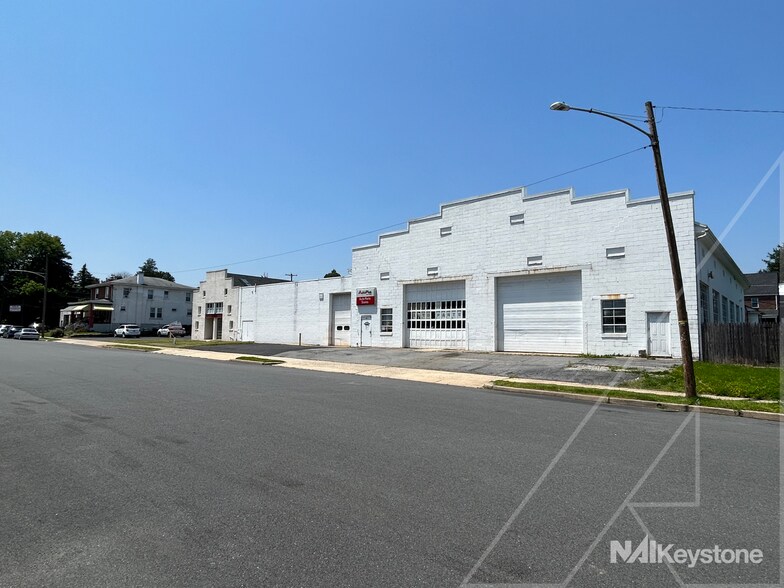 More Photos Of 1009 Brooke Blvd, Reading Auto Repair For Sale