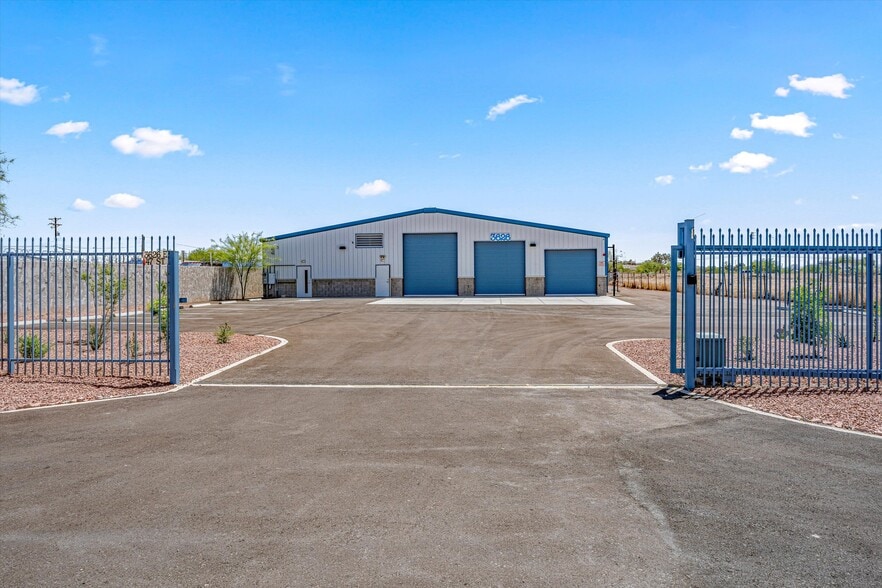 Primary Photo Of 3626 E 47th St, Tucson Manufacturing For Sale