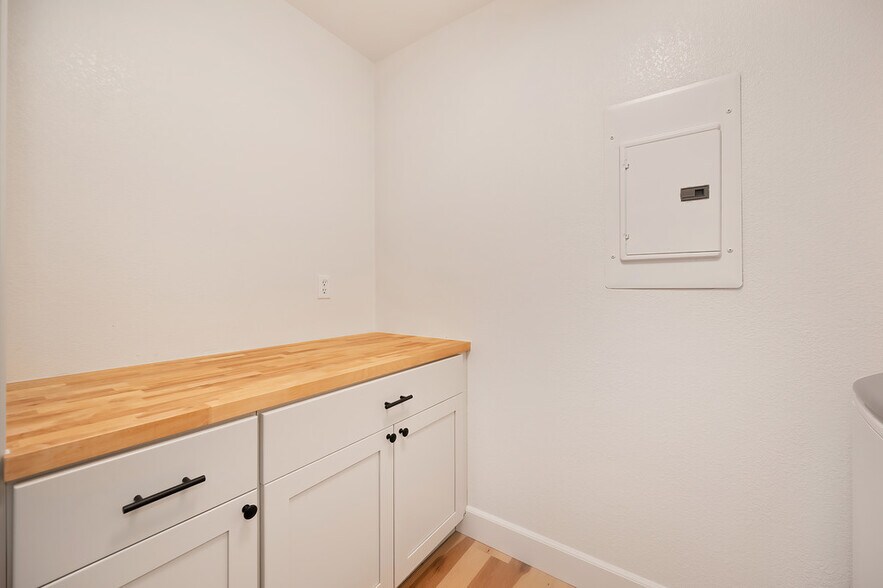 More Photos Of 1420 Robbers Ravine Rd, Colfax Multifamily For Sale