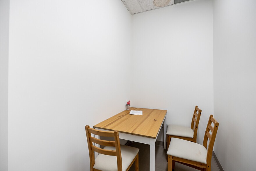 More Photos Of 4695 Canada Way, Burnaby Medical For Lease