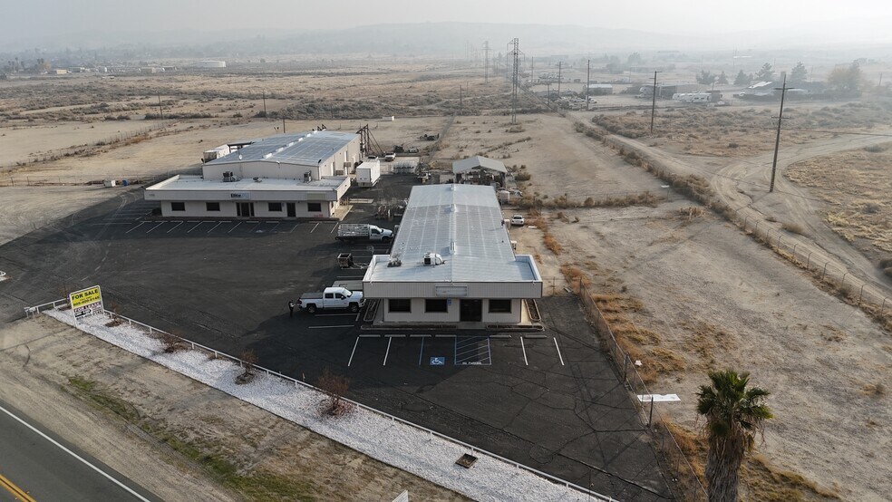Primary Photo Of 1589 Kern St, Taft Warehouse For Sale