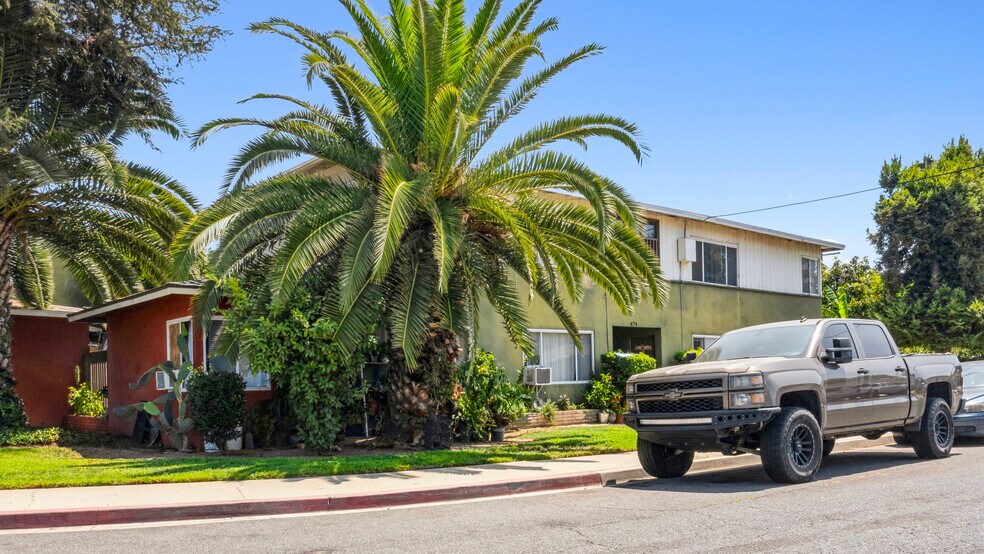 More Photos Of 1072 W Wilson St, Pomona Apartments For Sale