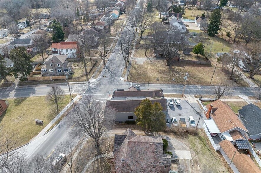 More Photos Of 2702 Ashland Ave, Saint Joseph Freestanding For Sale