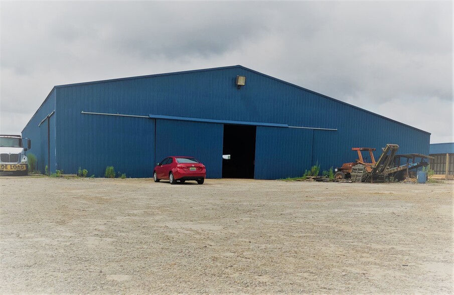 Primary Photo Of 5091 Highway 18 E, Fayette Warehouse For Sale