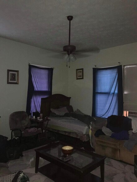 More Photos Of 415 Dewey St, Waycross Apartments For Sale