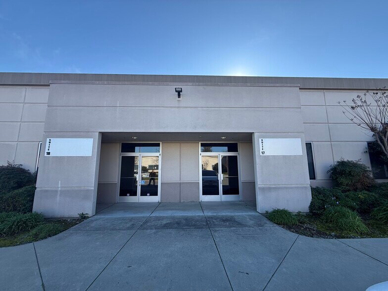 More Photos Of 2526 Qume Dr, San Jose Light Distribution For Lease