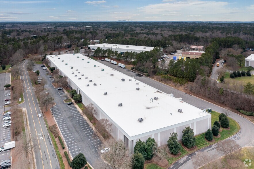 More Photos Of 2520-2528 S Tri-Center Blvd, Durham Unknown For Lease