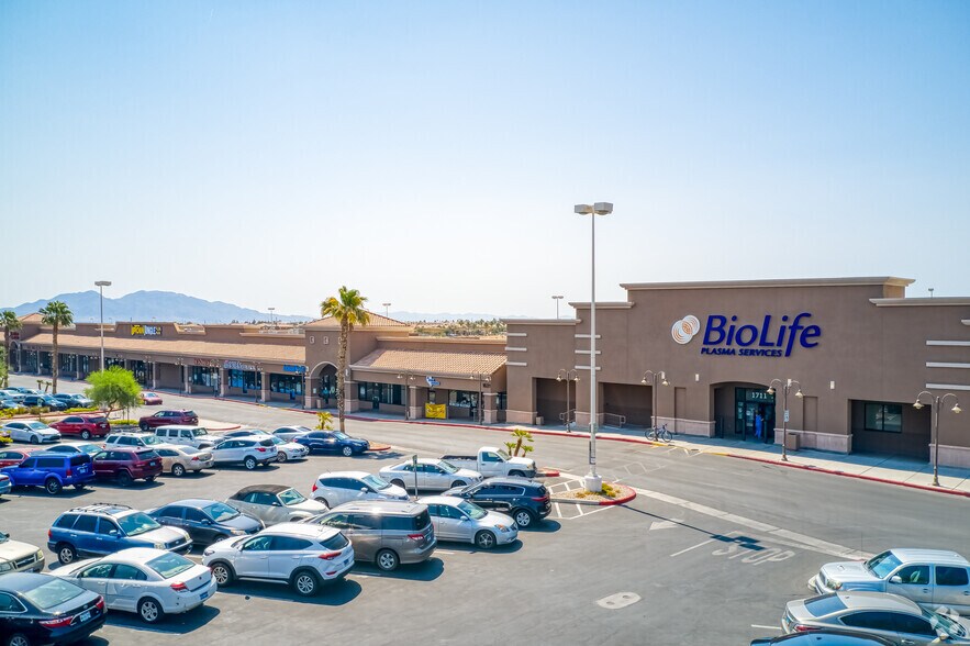 More Photos Of 1515-1711 W Craig Rd, North Las Vegas Unknown For Lease