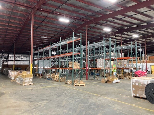 More Photos Of 20 McJunkin Rd, Nitro Distribution For Lease