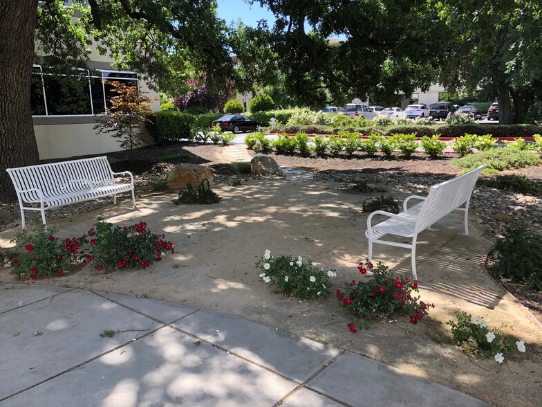 More Photos Of 9355 E Stockton Blvd, Elk Grove Office For Lease