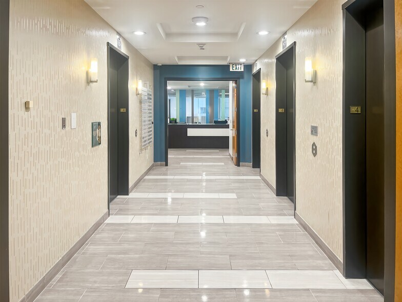 More Photos Of 402 W Broadway, San Diego Coworking Space