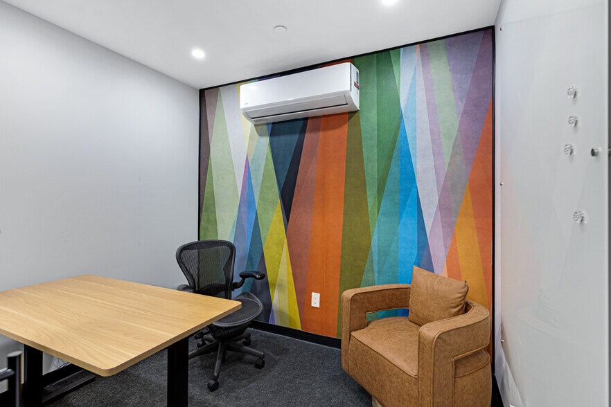 More Photos Of 1305 W Auto Dr, Tempe Coworking Space
