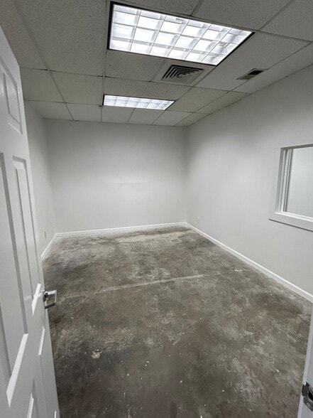 More Photos Of 5942 Goshen Springs Rd, Norcross Light Distribution For Sale