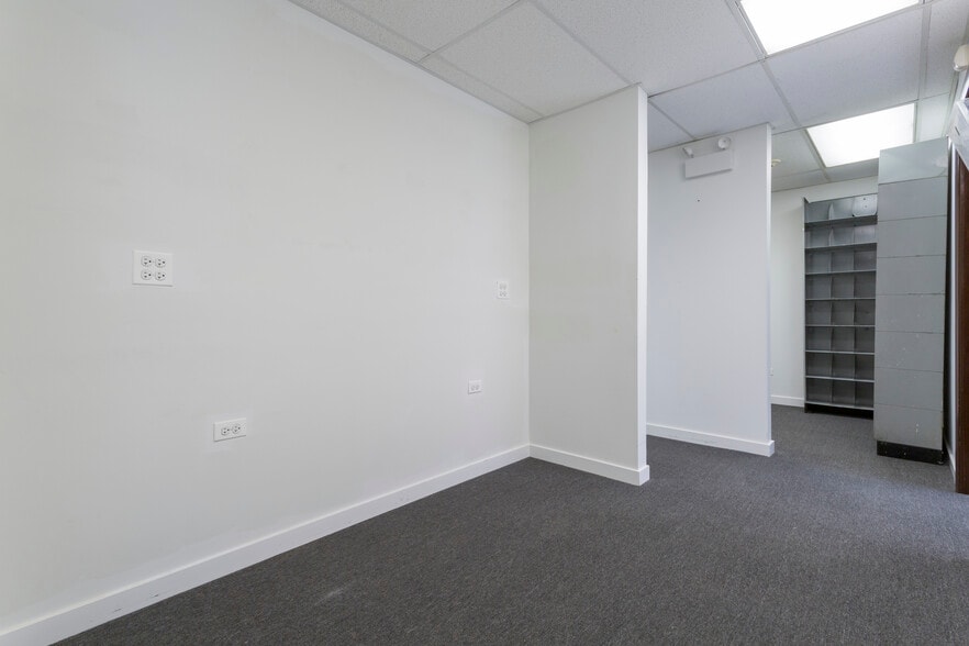 More Photos Of 1835 N 19th Ave, Melrose Park Medical For Lease