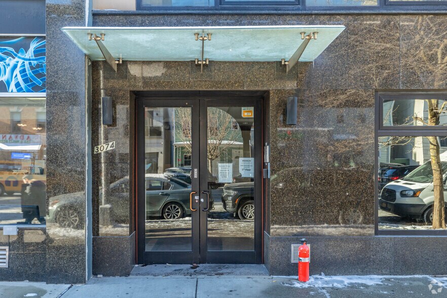 More Photos Of 30-74 31st St, Astoria Medical For Lease